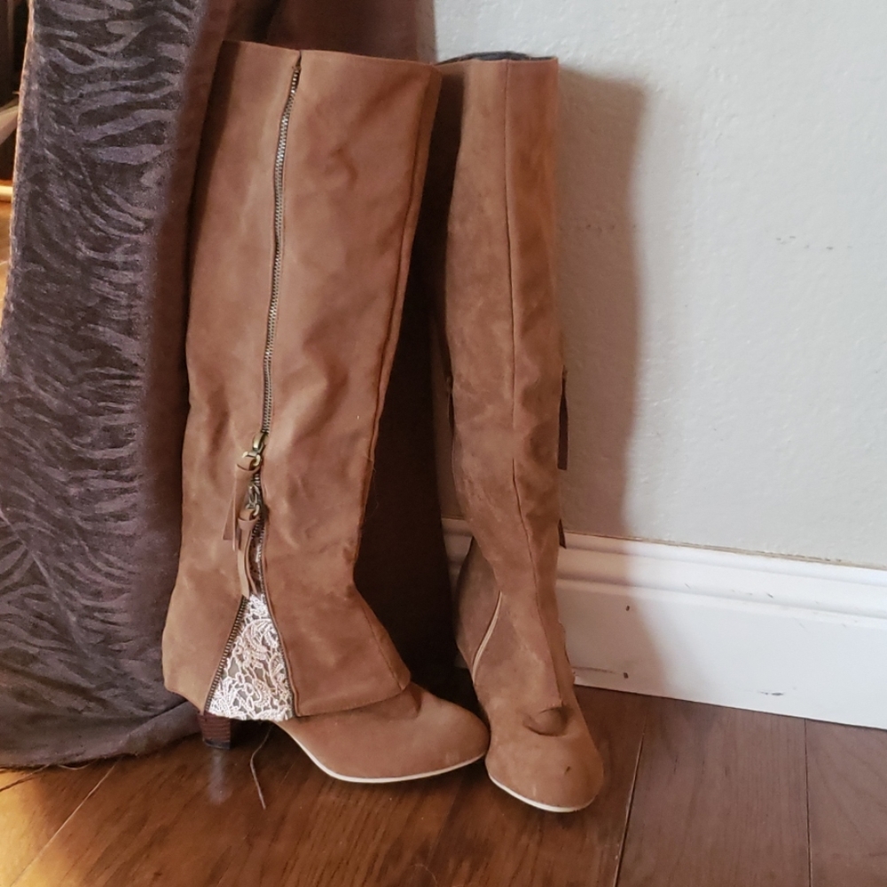Barely worn boots